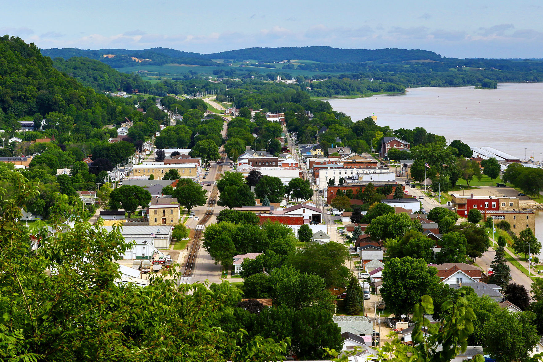THE GREAT RIVER-0562